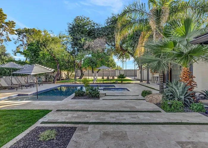 Upscale Remodel - Walk To Asu Pool & Pickleball